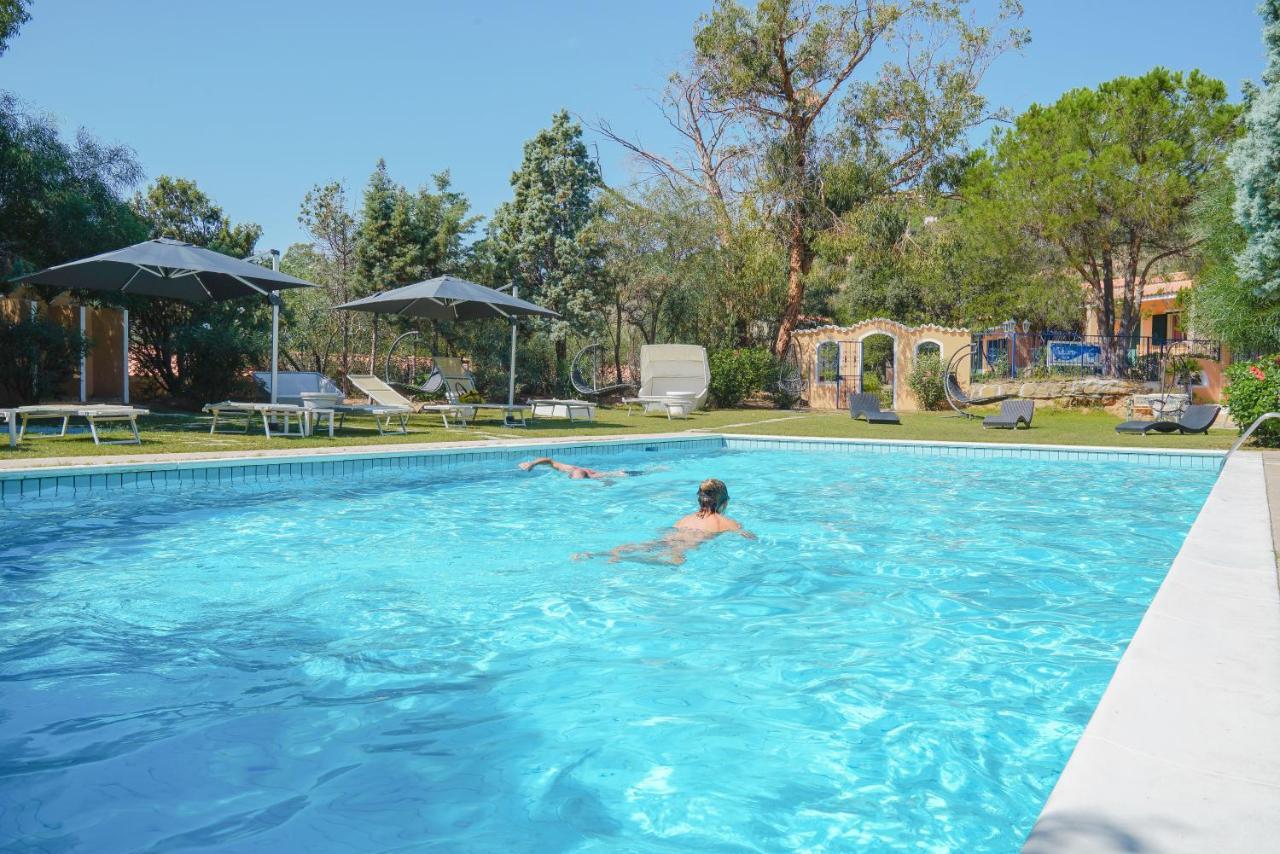 Hotel Amareclub Rocca Dorada Santa Margherita di Pula Esterno foto
