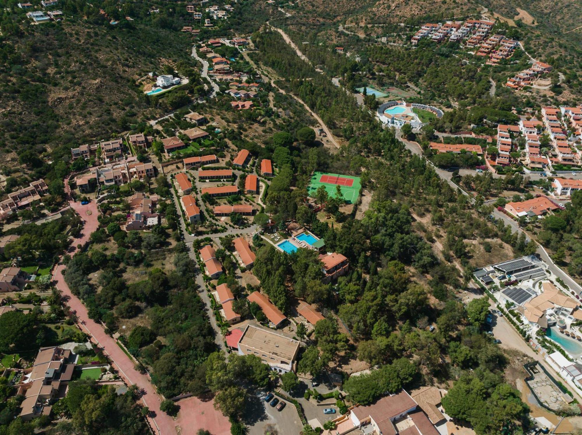 Hotel Amareclub Rocca Dorada Santa Margherita di Pula Esterno foto