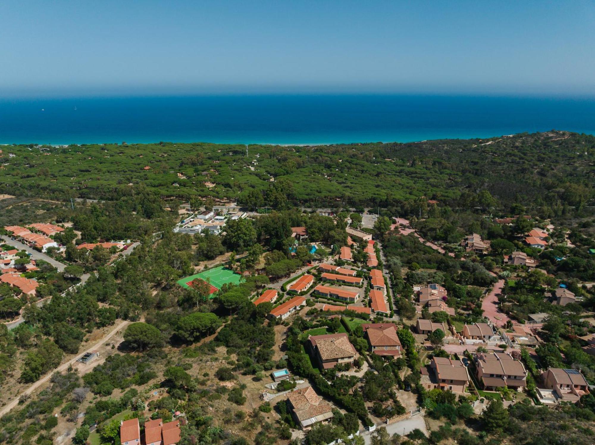 Hotel Amareclub Rocca Dorada Santa Margherita di Pula Esterno foto